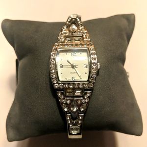 Vintage ladies fasion watch
